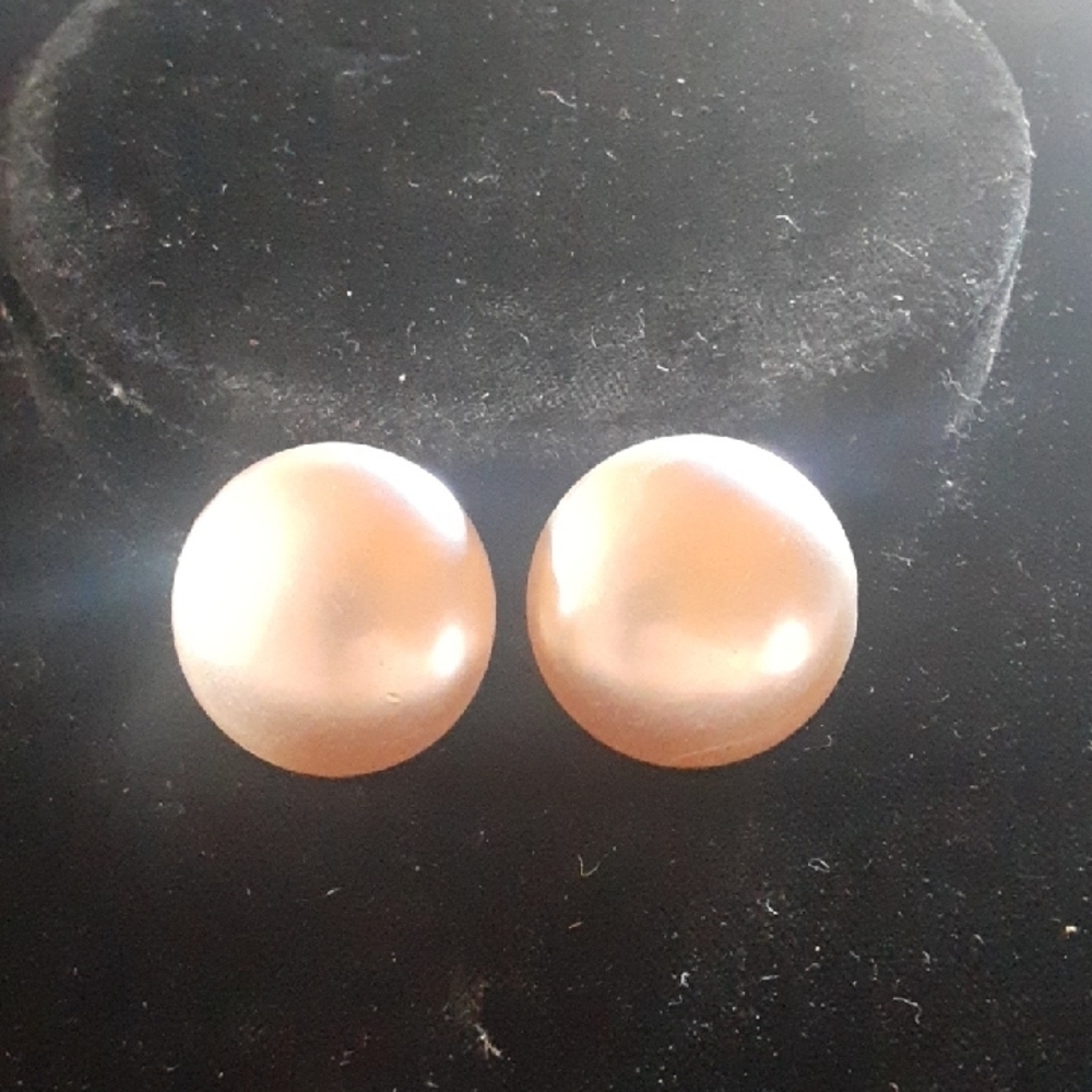 Cream Dome Shaped Earrings for Versatile Occasions